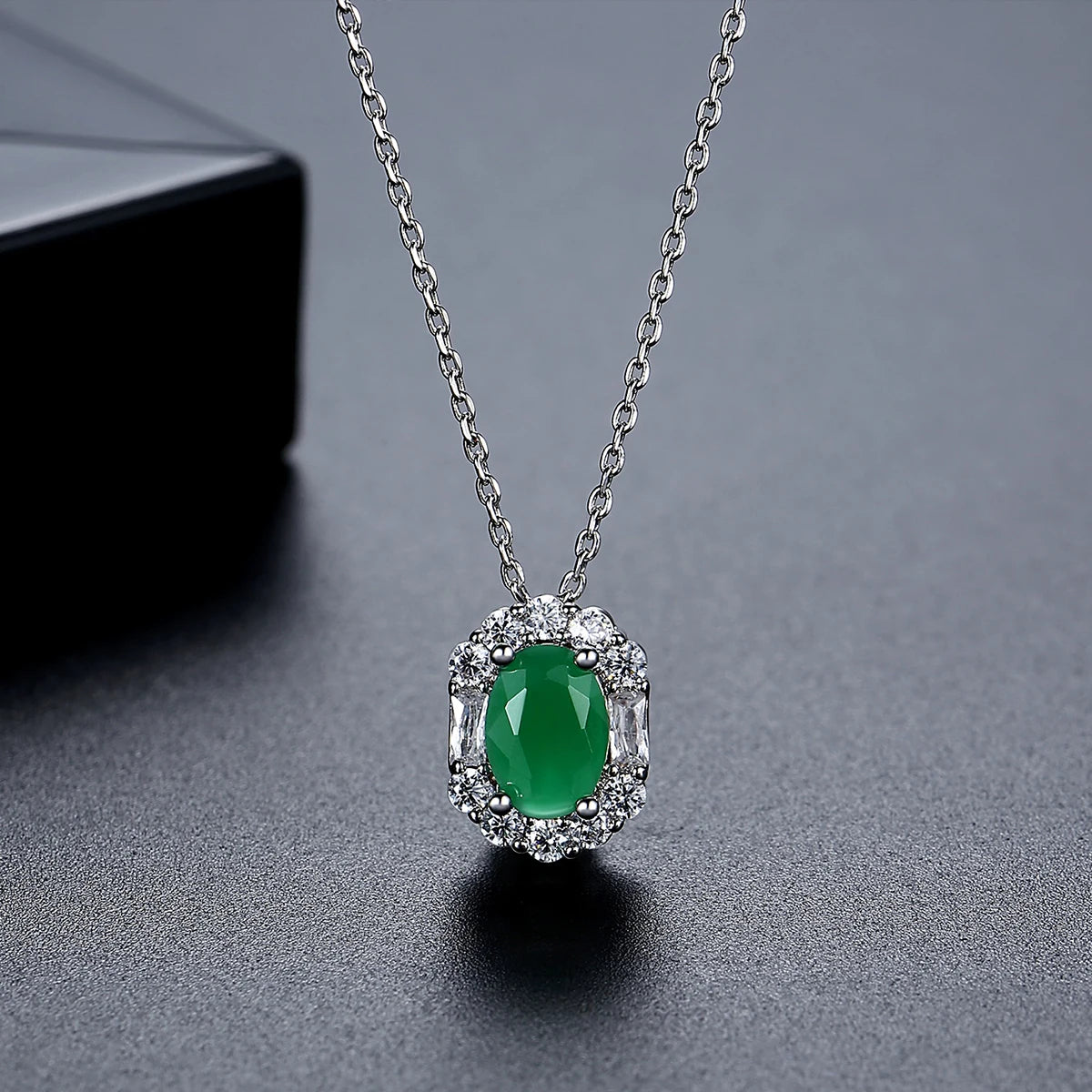 LUOTEEMI New Come Sugar Girl Cute Jade Green Cubic Zirconia Women Korean Fashion Pendant Link Chain Necklace for Women