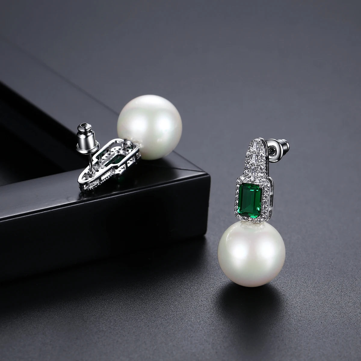 LUOTEEMI Luxury Statement Women Cubic Zirconia Big Glass Imitation Pearl Korean Fashion Zircon Stud Earrings for Party Gifts