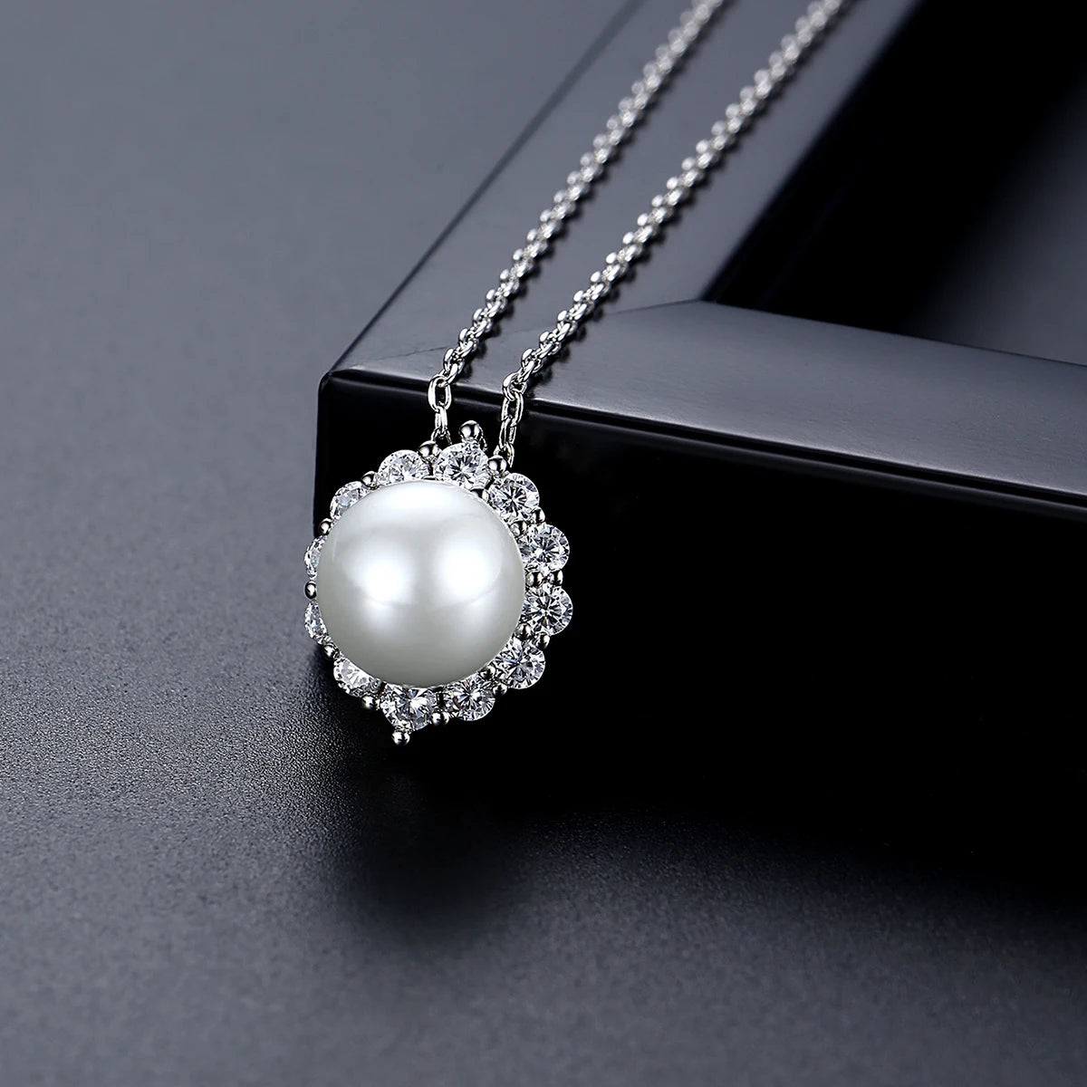 LUOTEEMI Brass Fashion Rhodium Plated High Quality Clear CZ Zircon Stone Imitation Pearl Stud Chain Necklace Jewelrt Sets