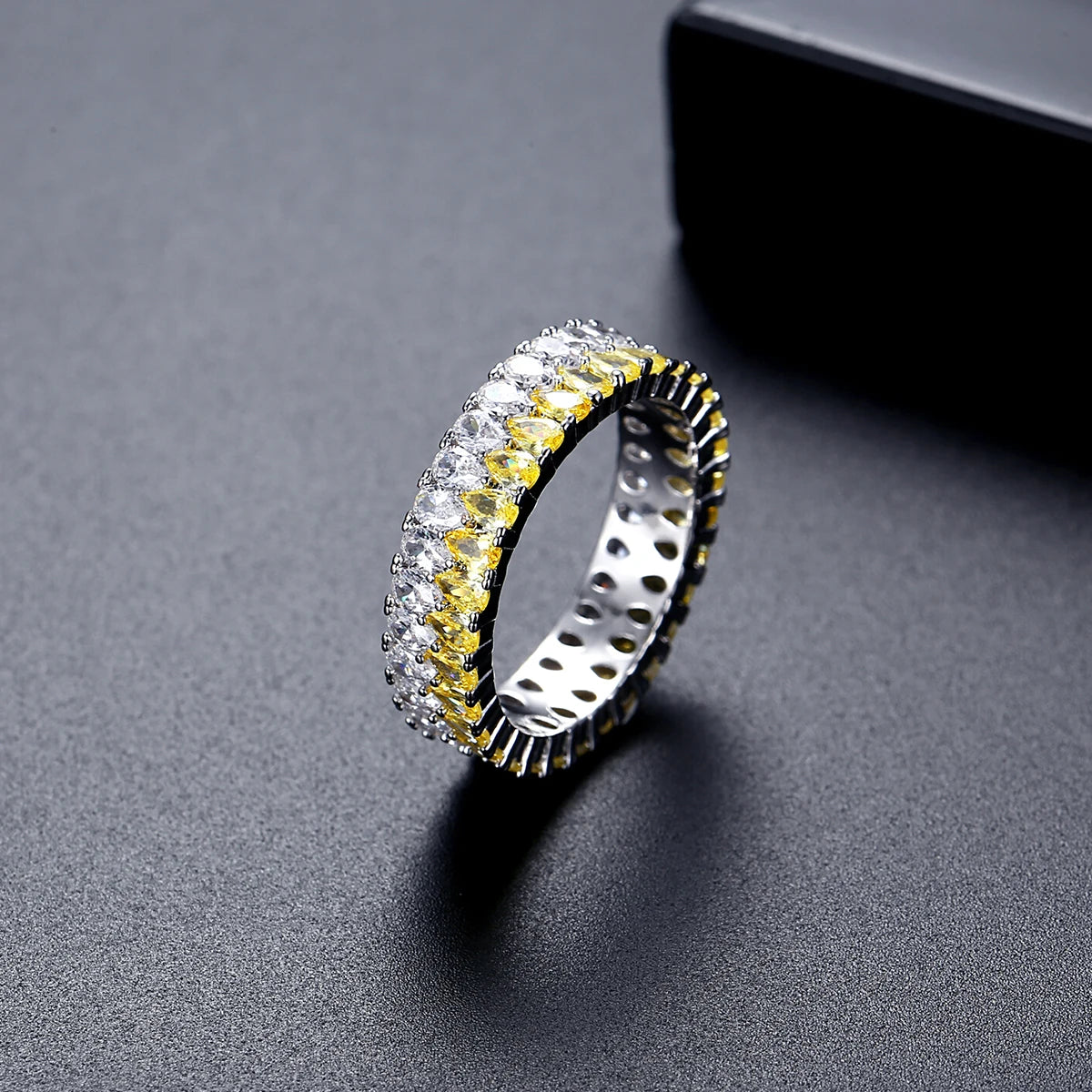 LUOTEEMI Small Clear Water Drop Zircon Stone Yellow and Clear Mix Color Jewelry Band Rings for Women Punk Fashion