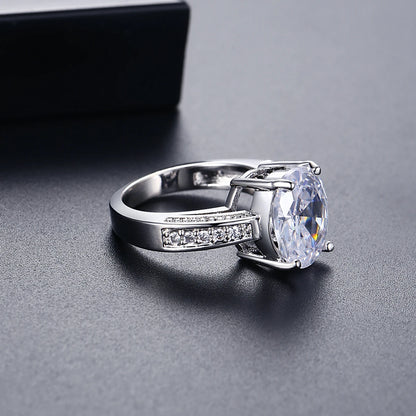 LUOTEEMI Fashion Jewelry Couple Wedding Rings One Oval Cut CZ Zircon Vintage CZ Engagement Rings