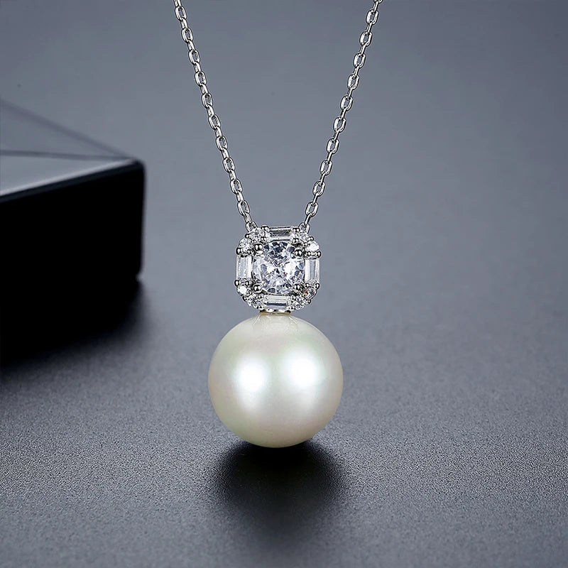 LUOTEEMI Luxury Anniversary Jewelry Cubic Zirconia Big White Imitation Pearl Pendants Ladies Pendant Link Chain Necklace