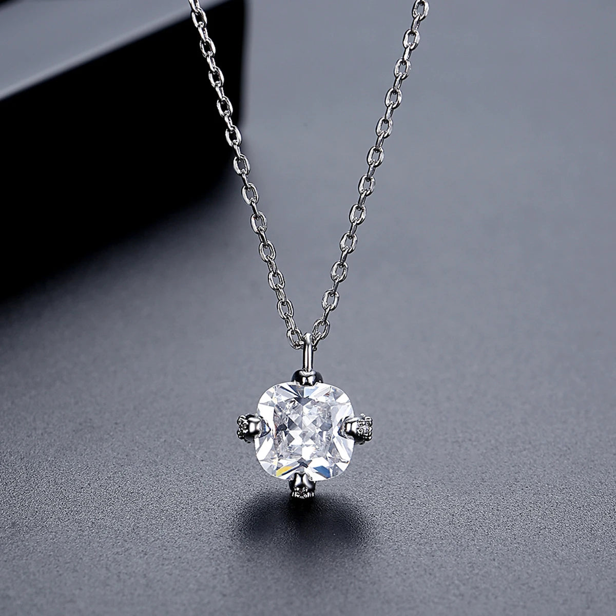 LUOTEEMI Geometric Women Cute Trendy Zircon Stone Link Chain Pendant Necklace Rhodium Plated Women Gift