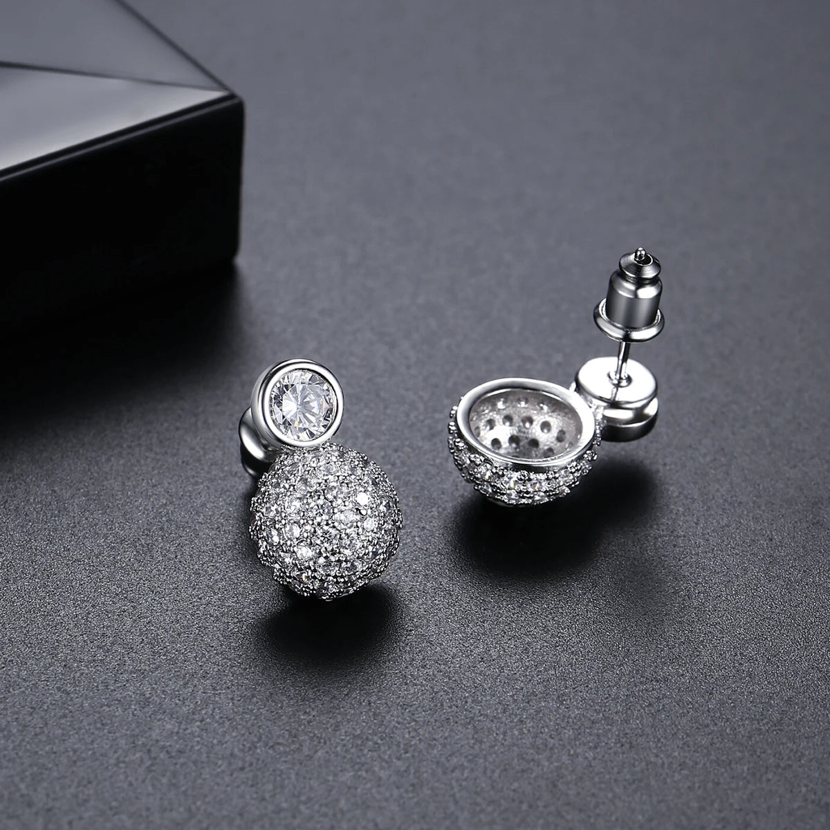 LUOTEEMI Tiny CZ Paved Clear Zircon Beaded Elegant Earrings Stud for Girls Classic Design Women Ball Korean Trendy Stud Earings
