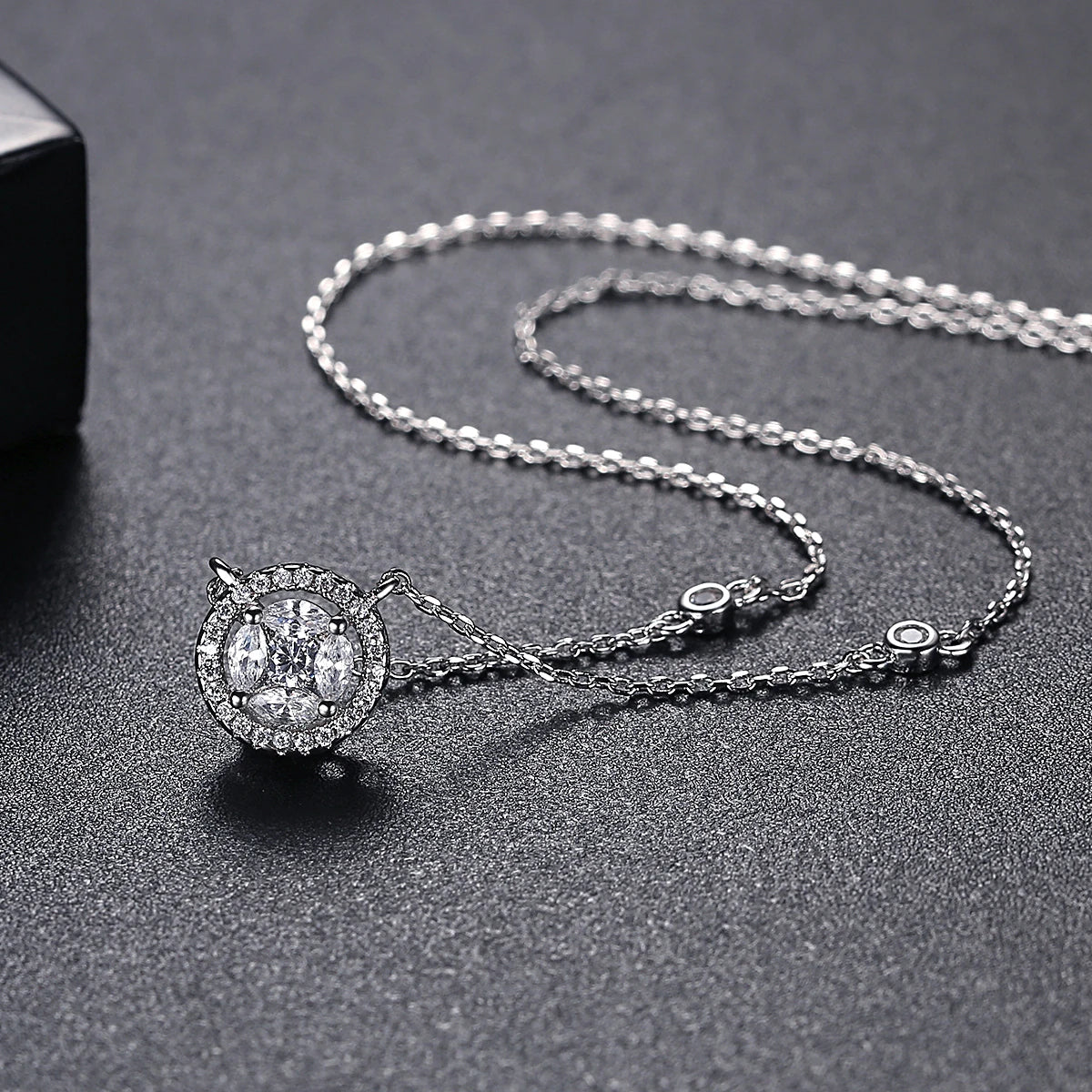 CZCITY Trendy Dainty Chains Necklace Cubic Zircon Womens Necklaces 2026 18K Gold Plated Charm Pendant