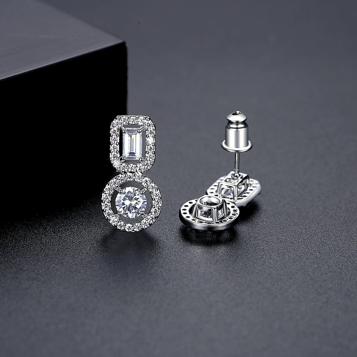 CZCITY Popular Design Fashion Gold Jewelry Hot Sale Earing Diamond Landy Trendy 2026 Short Fashionable Stud Earring