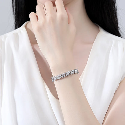 CZCITY New Come Luxury Wedding Bridal Ladies Bracelet Cute Water Drop Delicate Cute Girls Hand Bracelets Hand Jewelry