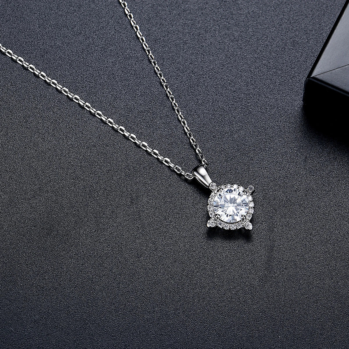 LUOTEEMI Classic Design Delicate Women Brass Cooper Alloy Zircon Stone Pendants Daily Wear High Quality Jewelry Necklace