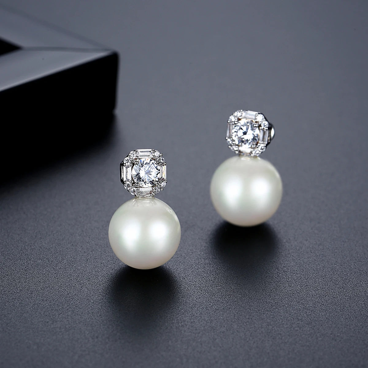 LUOTEEMI Delicate Women Classic Design Anniversary Cubic Zirconia White Glass Pearl Jewelry Sets Rhodium Plated High Quality