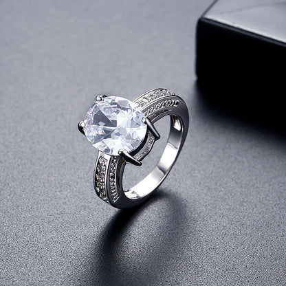 LUOTEEMI Fashion Jewelry Couple Wedding Rings One Oval Cut CZ Zircon Vintage CZ Engagement Rings