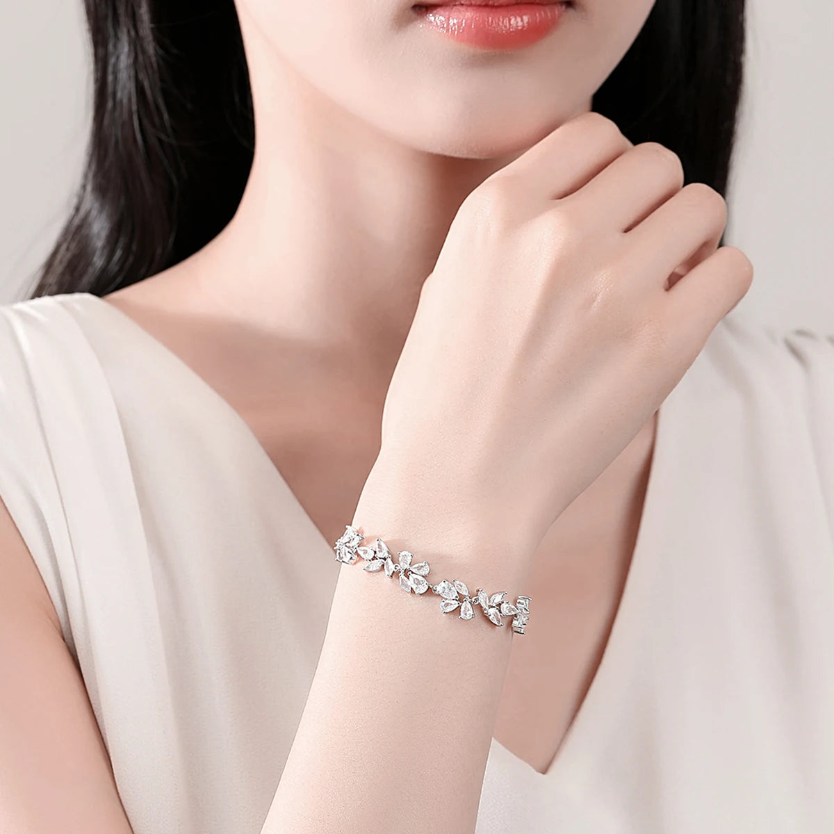CZCITY Fashion Jewelry Charm Luxury Girl Korean Bling Iced Out Link Flower Cubic Zirconia Woman Chain Bracelet