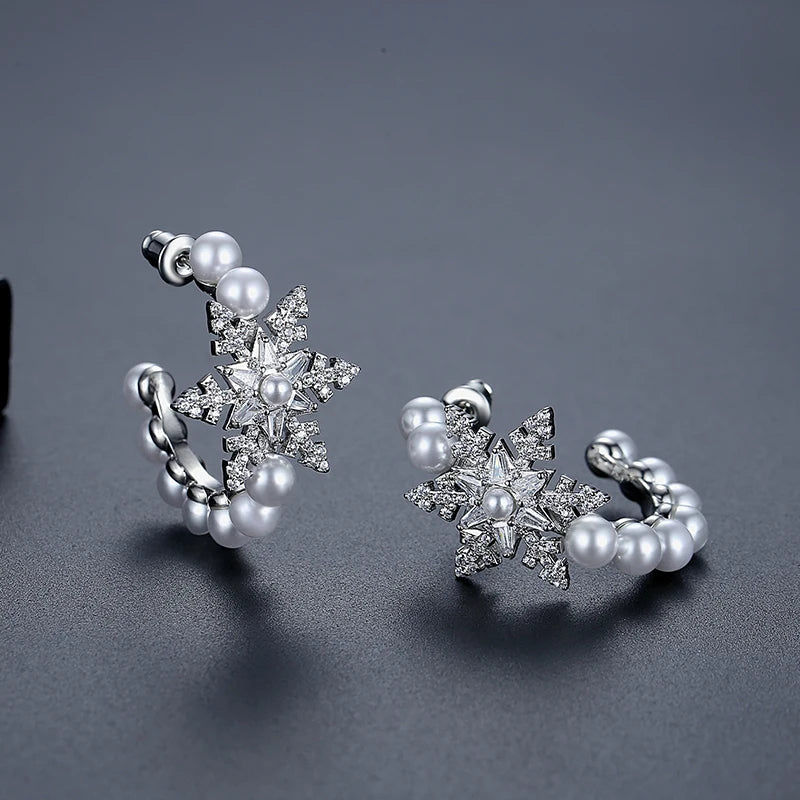 CZCITY the New Listing Christmas Earing Jewelry Woman Hoop Pearl Zircon Bohemian Huggie Lady Bridal Snowflake Earring