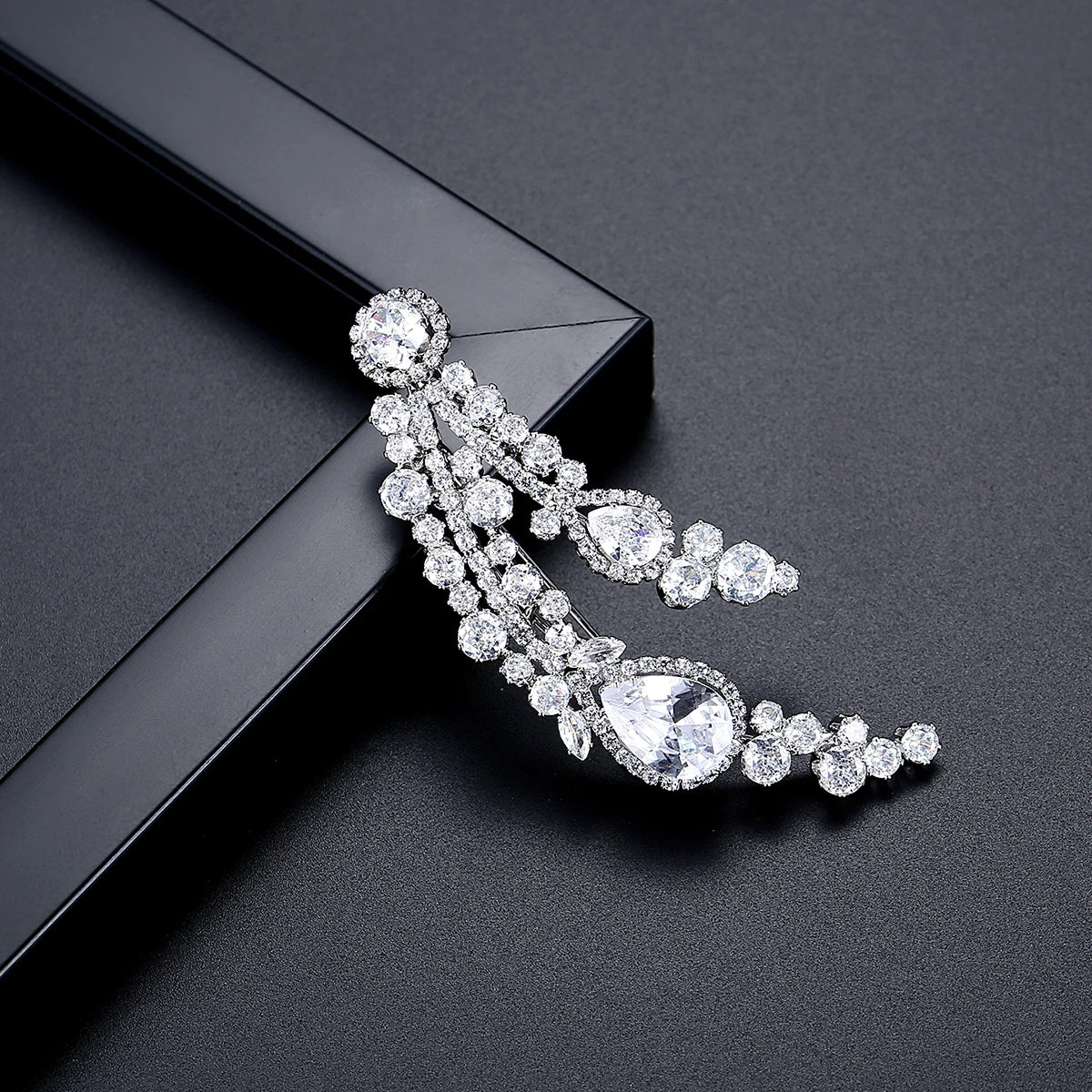 LUOTEEMI Cubic Zirconia Oval and Tear Drop Luxury Flower CZ Big Brooches for Women Real White Gold Plated Low MOQ