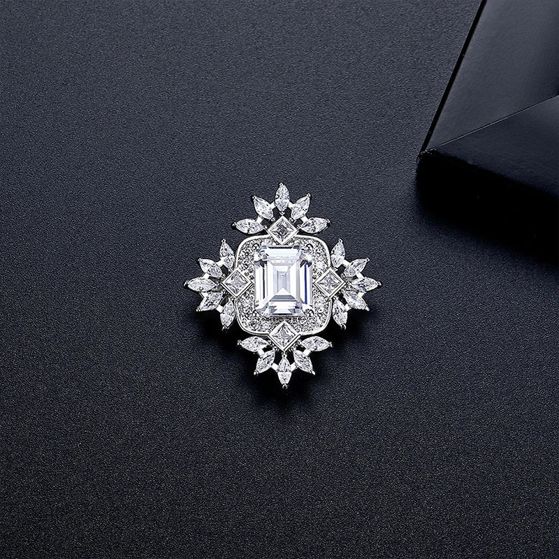 LUOTEEMI Big Emerald Cut Clear Zircon Stone Geometric Flower Brass Fashion Trendy Brooch for Sex Lady Teemi Brand
