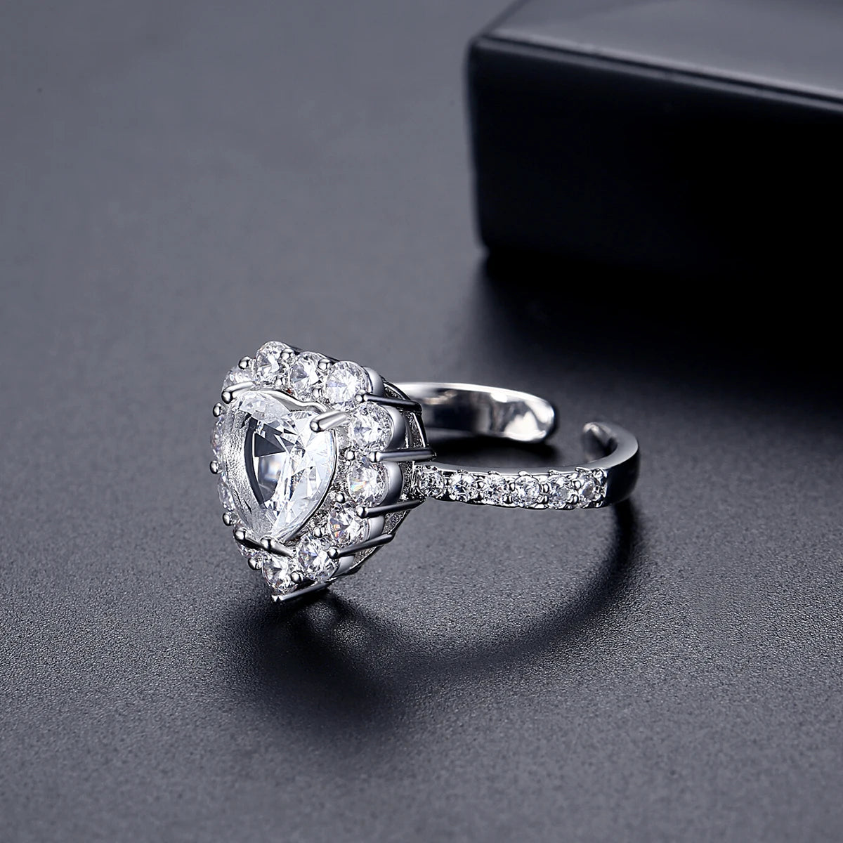 LUOTEEMI 2026 New Fashion Heart CZ Stone Womens Cubic Zirconia Adjustable Open Size Jewelry Finger Ring Ready to Ship