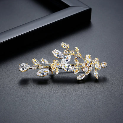 LUOTEEMI New Trendy Brass Parts Clear Zircon Jewelry Leaf Shape Women Brooch Pin Luxury Suits Matching Brooches