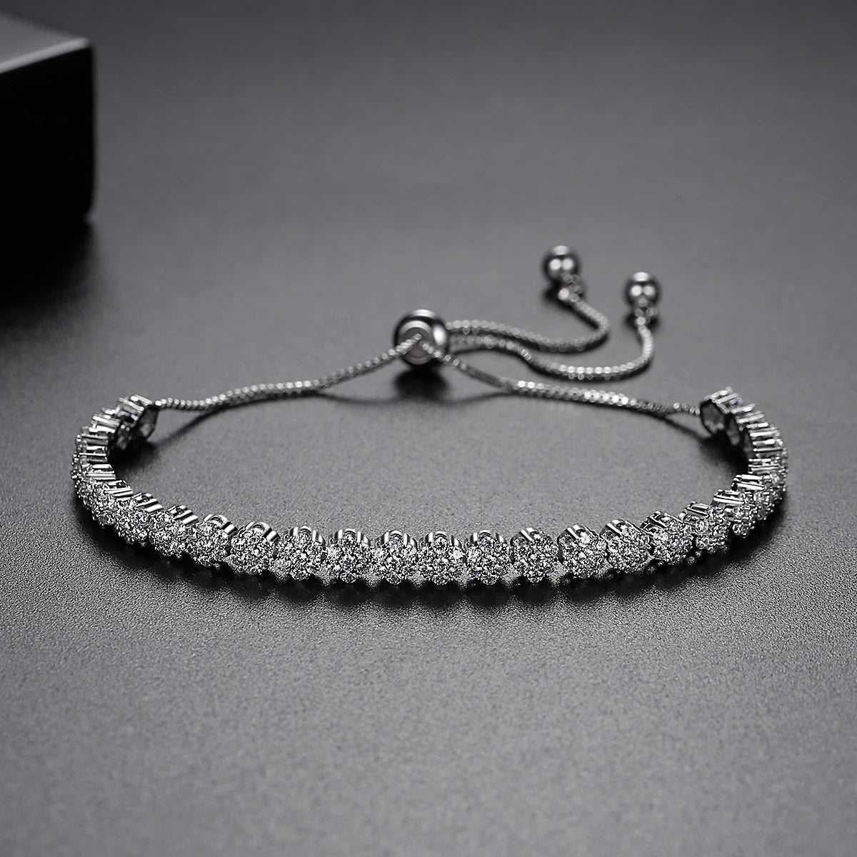 Fashion Classic Pull Chain Flower Tennis CZ Slide Bracelets Women Elegant Zirconia Bracelet