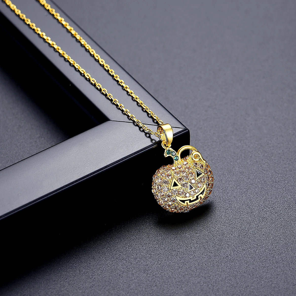 LUOTEEMI 2026 New Halloween Pumpkin Cartoon Fashion Cubic Zirconia Gold Color Link Chain Pendant Necklace Girls Hot Sale Jewelry