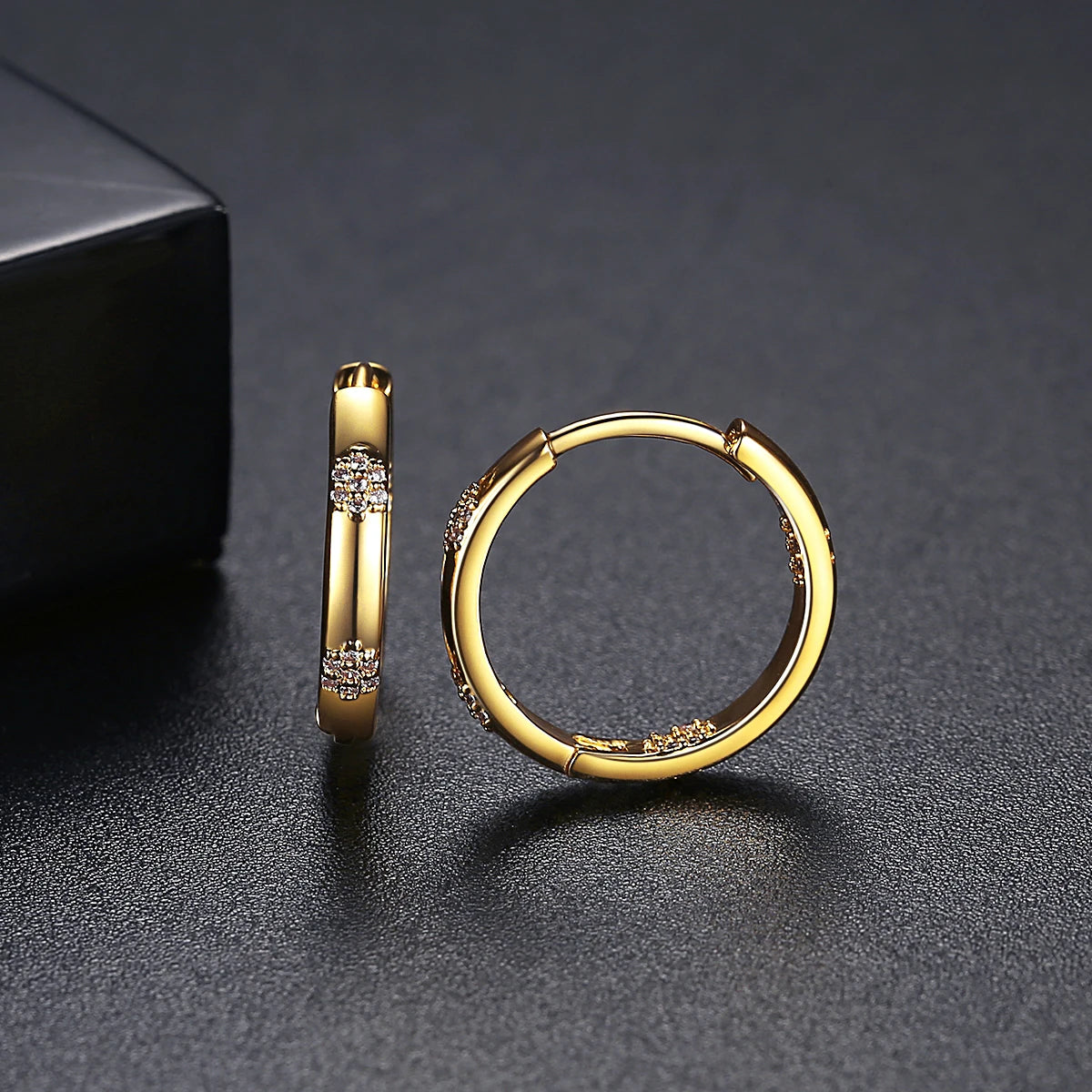 CZCITY Woman Huggie Hoop 2026 Gold Jewelry Thick Earing Plated Hot Sale Fashion Jewellery Earring