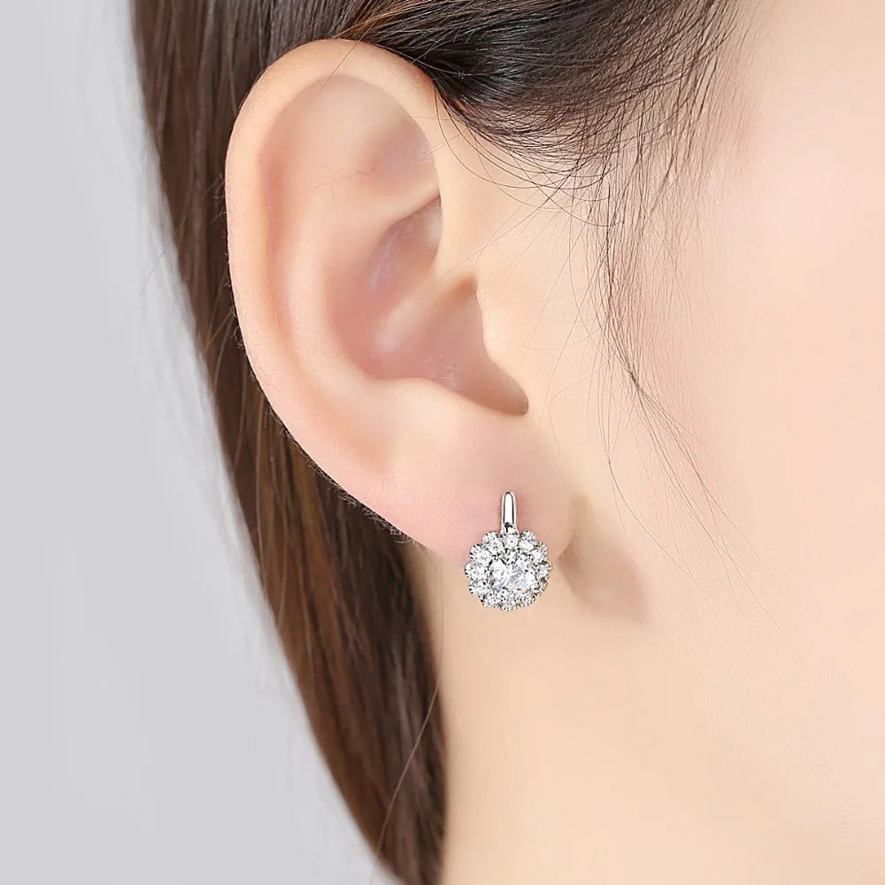 CZCITY Fashion 18k Gold Women Earrings New Cubic Zirconia Flower Huggie Earrings