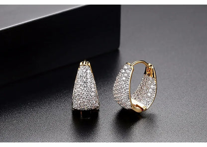 CZCITY Grace Refinement Fashion Gold Color Clear Stud Earrings Paved Micro a AA Cubic Zircon Ear Hoop Jewelry for Women