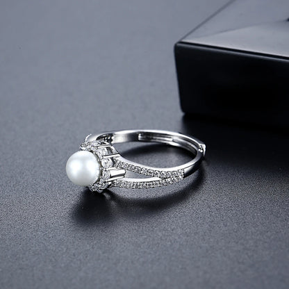 LUOTEEMI Vintage Girls Fashion Cubic Zirconia Flower Finger Ring White Pearl Trendy Jewelry Rings for Women Japanese Girls Gifts