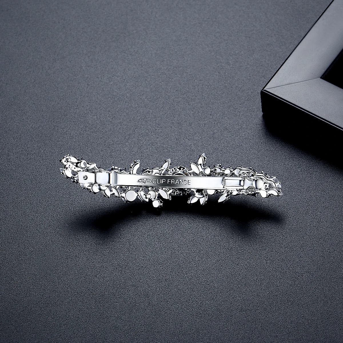 LUOTEEMI Fashion Brass Parts Zircon Stone Girls French Pin Jewelry for Hair Party Jewelry Hair Clips Wedding Gifts