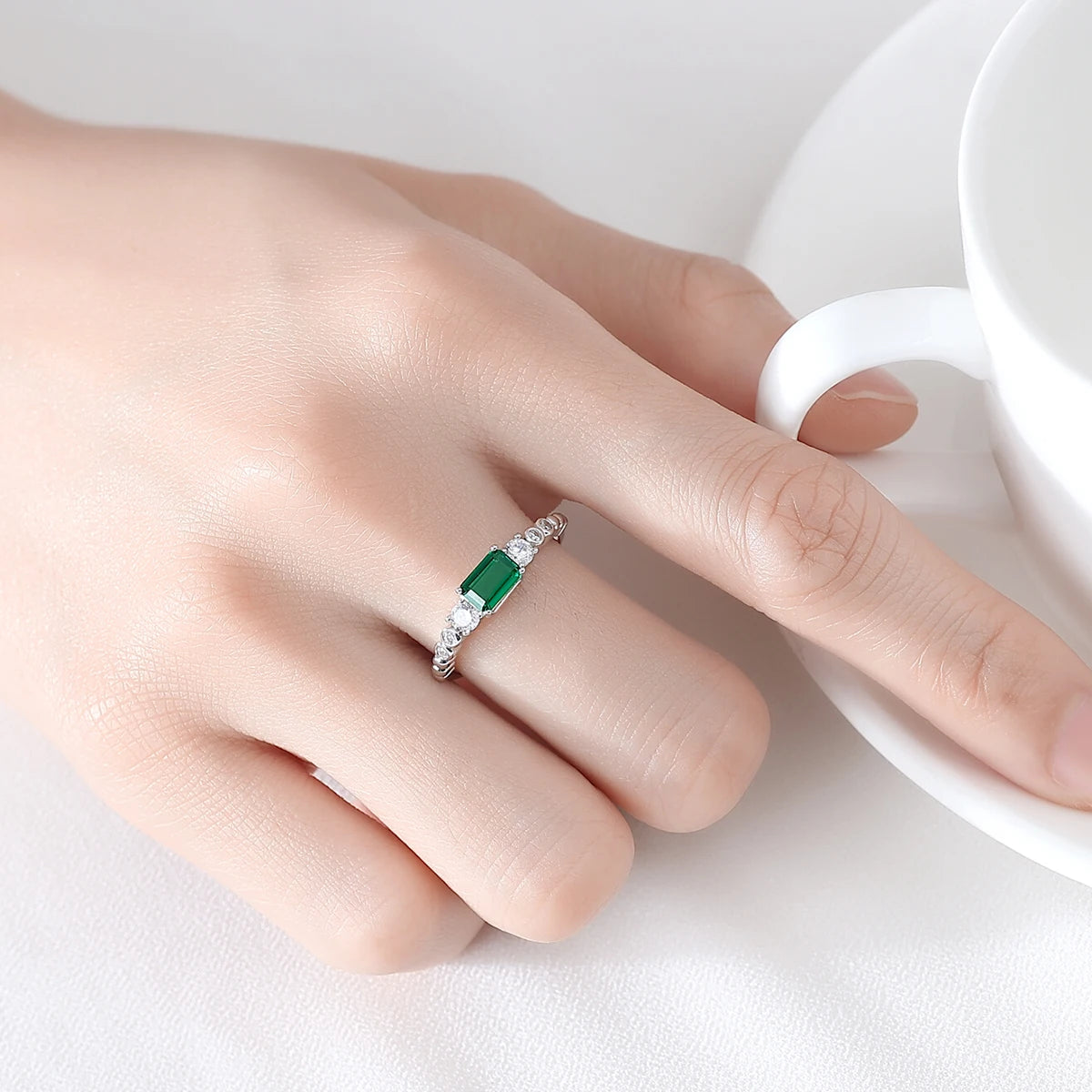 LUOTEEMI New Design Pink and Green Trendy Fashion Thin Japanese Women Open Adjustable Finger Rings Daily Wear Hand Jewelry