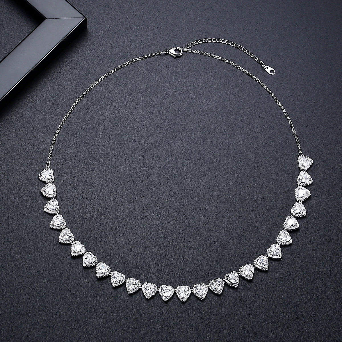LUOTEEMI Luxury Chain Necklace Cubic Zirconia Heart Shape Elegant Party Anniversary Gifts Jewelry Charm Necklaces