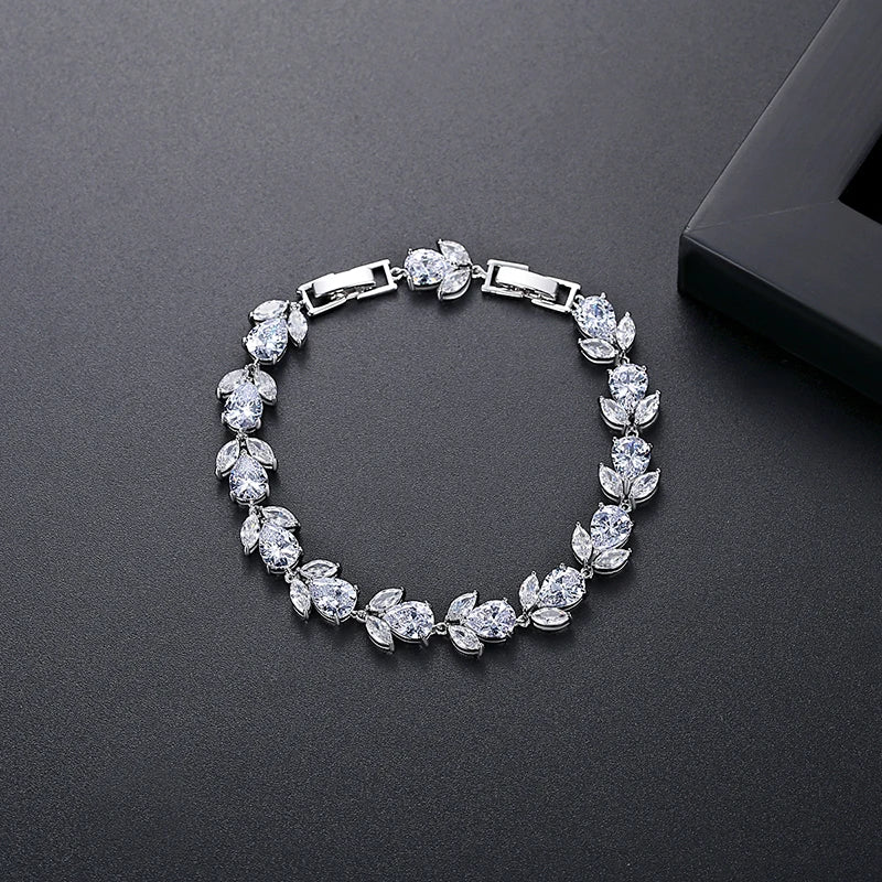 Bling Woman Dainty Luxury Stone Trendy 2026 Jewelry Charm Girl Bangle Hot Selling Bracelet Jewelry