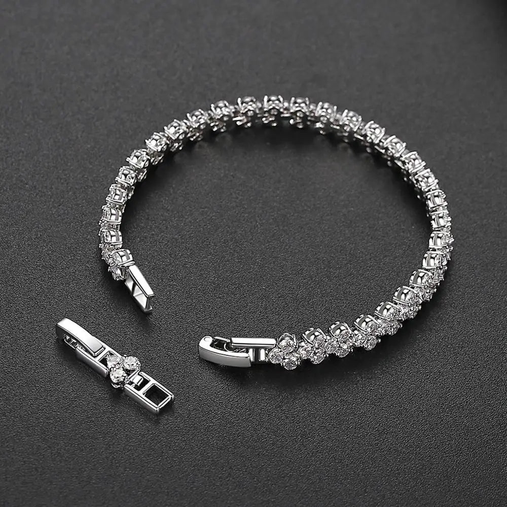 CZCITY Plain Paved 3A Cubic Zirconia Bracelet of Cut Stone Design for Woman Daily Wearing Jewelry