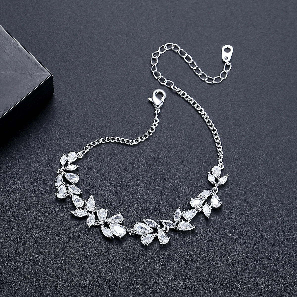 CZCITY Fashion Jewelry Charm Luxury Girl Korean Bling Iced Out Link Flower Cubic Zirconia Woman Chain Bracelet