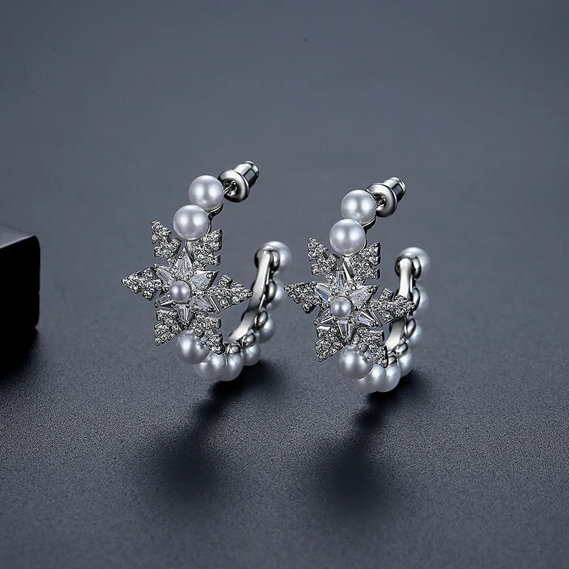 CZCITY the New Listing Christmas Earing Jewelry Woman Hoop Pearl Zircon Bohemian Huggie Lady Bridal Snowflake Earring
